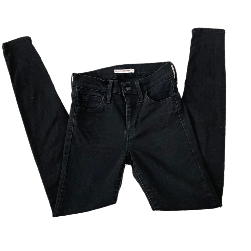 Levi jeans